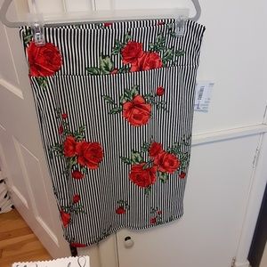 (2) lularoe nwt size L cassie skirts